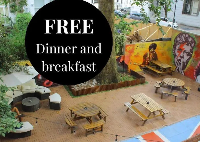 Saint James BackpackersHostel